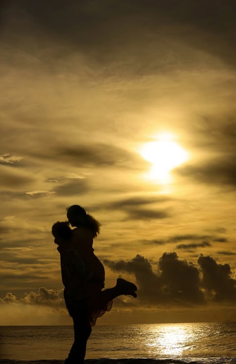 Love Commitment Spells for Uncertain Partners